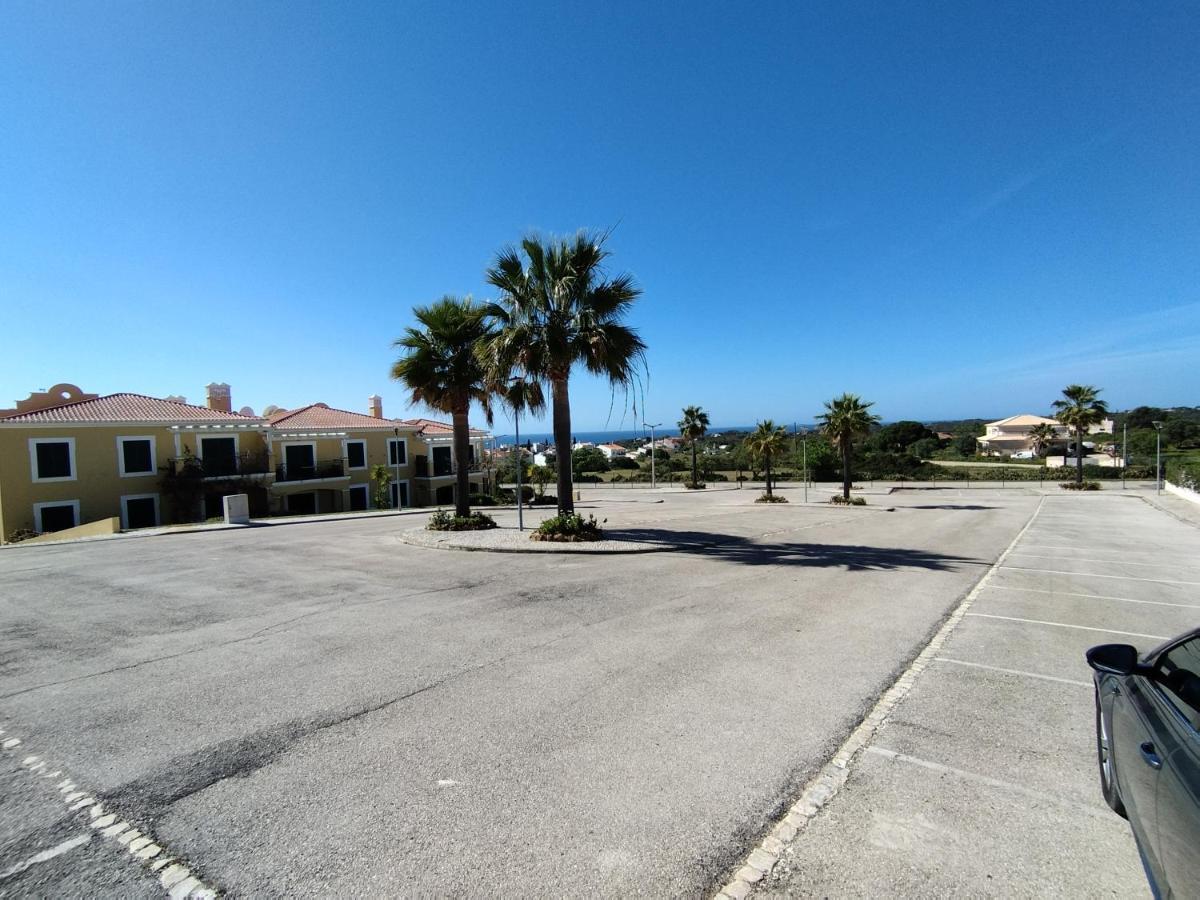 1D Areias De Porches, Pool & A/C - Casas & Papeis Apartment Armacao de Pera Bagian luar foto