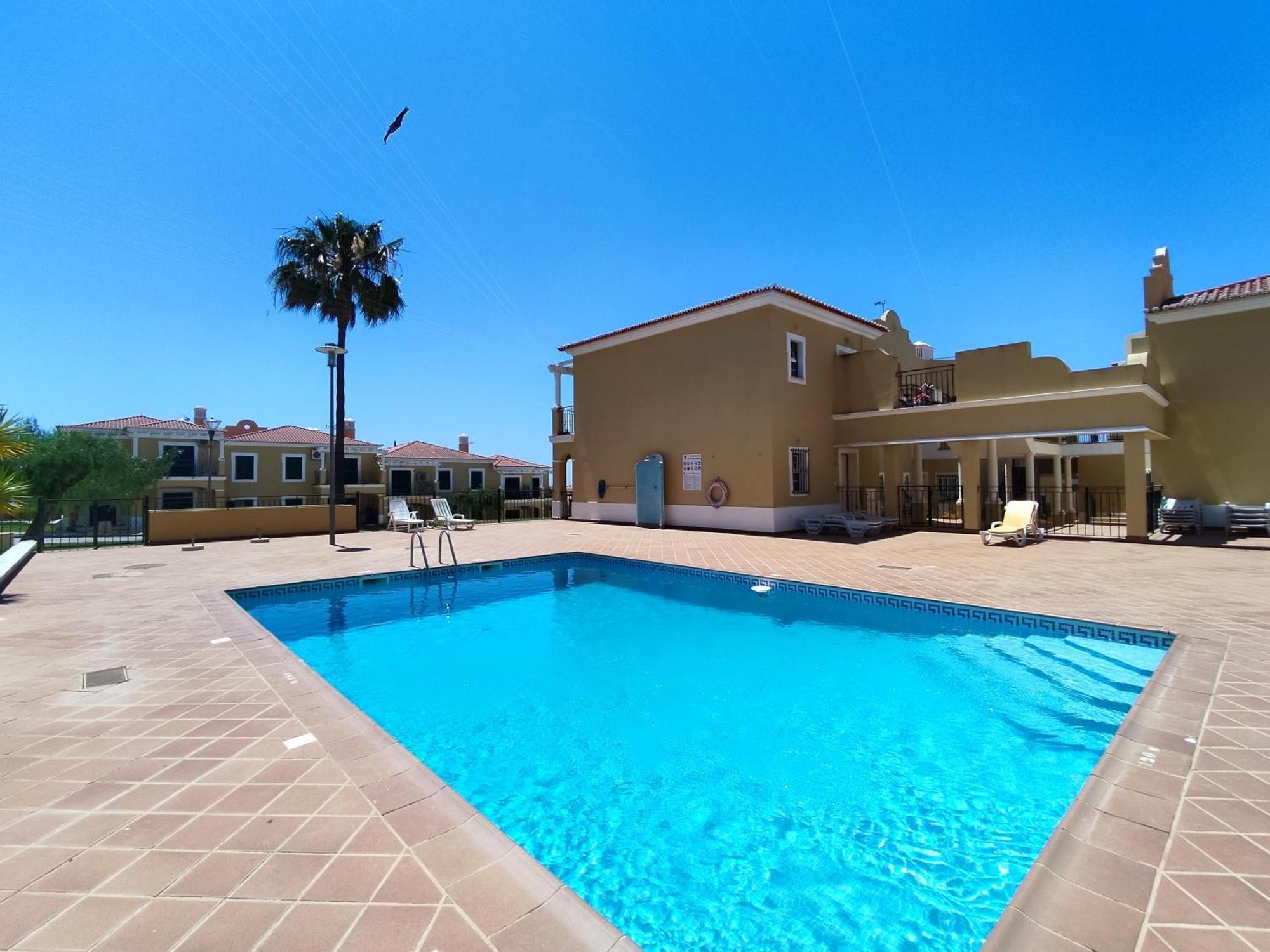 1D Areias De Porches, Pool & A/C - Casas & Papeis Apartment Armacao de Pera Bagian luar foto